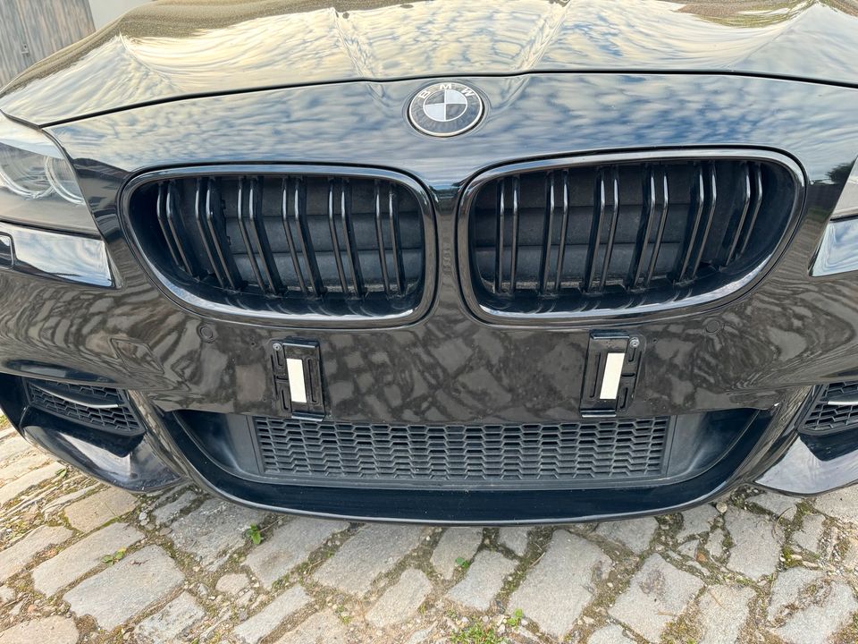 BMW 5er f10 f11 M Paket Stoßstange vorne schwarz 2 668 in Hildesheim
