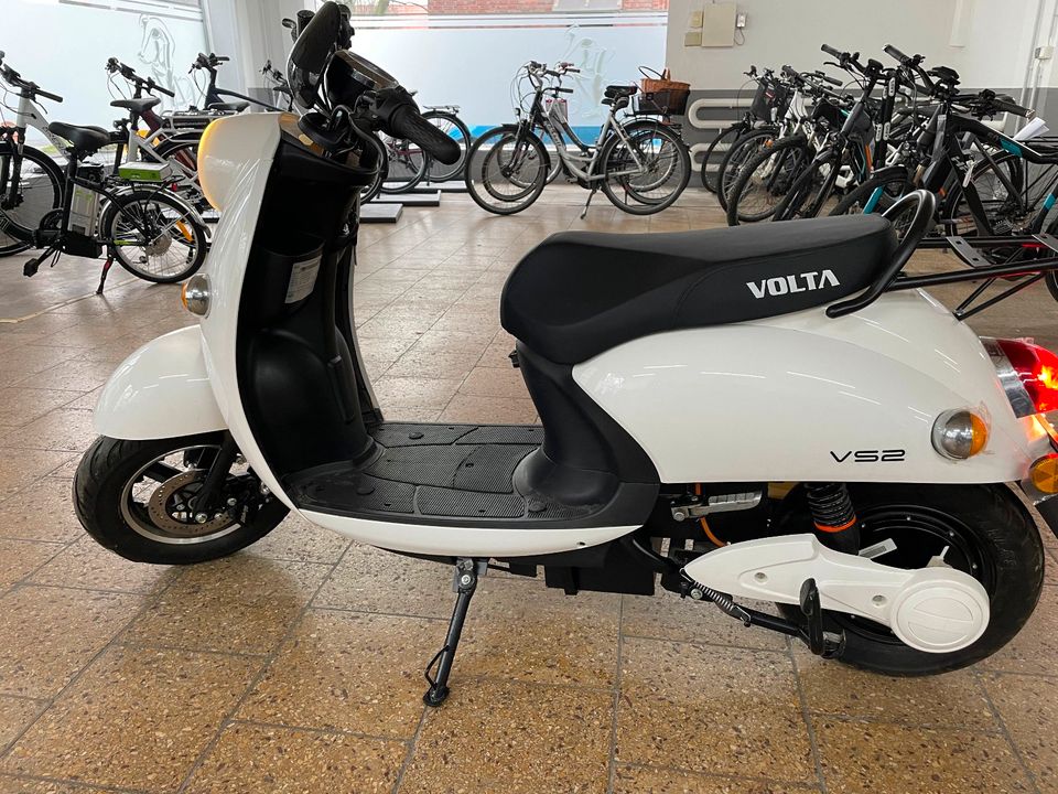 Elektro Scooter 2000W 72V 22AH 45KM/H – Dunkelrot/ Weiß in Recklinghausen