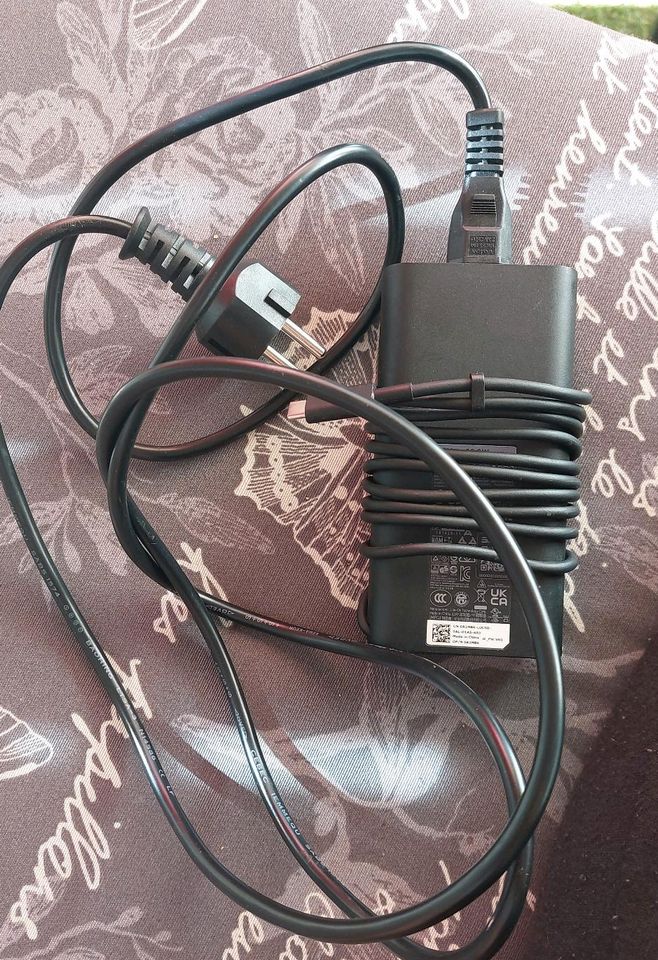 Dell Adapter 90 Watt USB-C in Am Mellensee