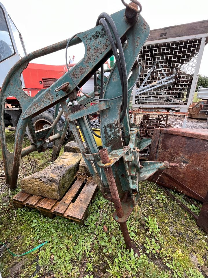 Unimog 411 Frontlader inkl Gabel und Schaufel in Wettenberg