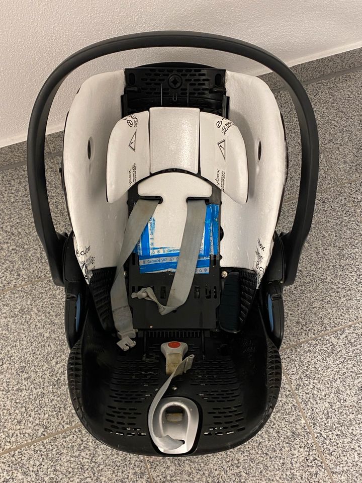 Cybex Cloud Q - Babyschale mit Dockingstation in Erlangen