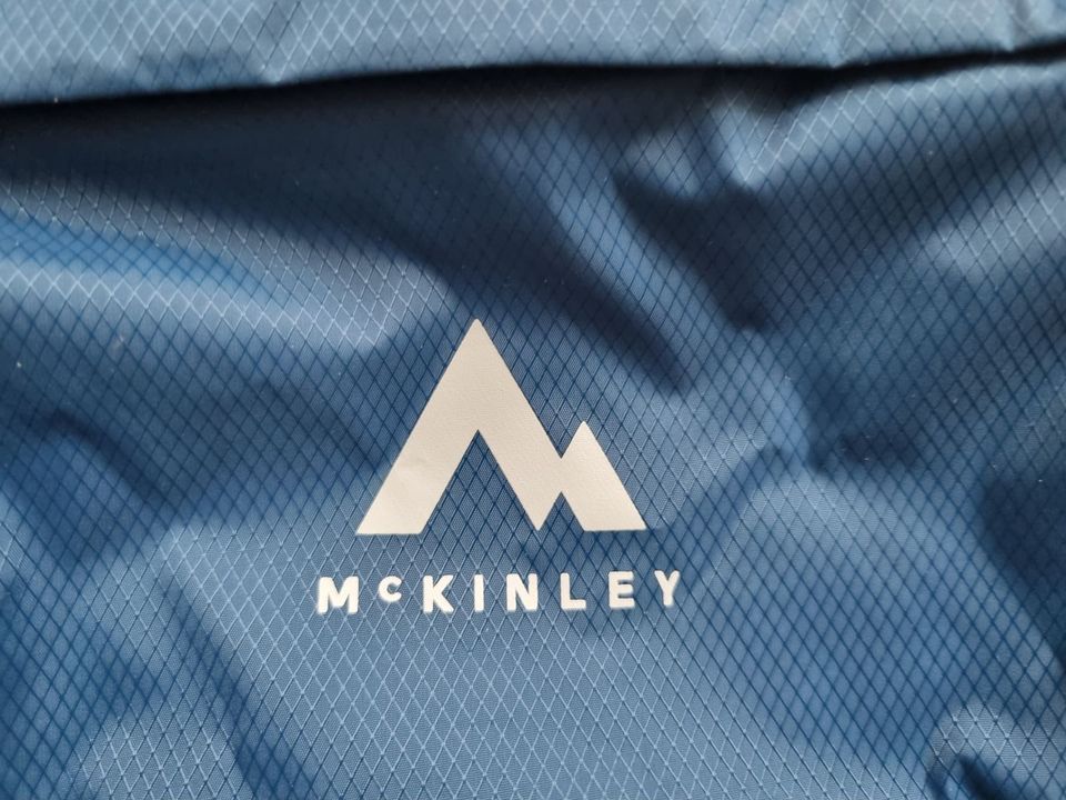 McKinley Freizeit-/ Trainings-/ Wander-/ Rucksacktasche Rucksack in München