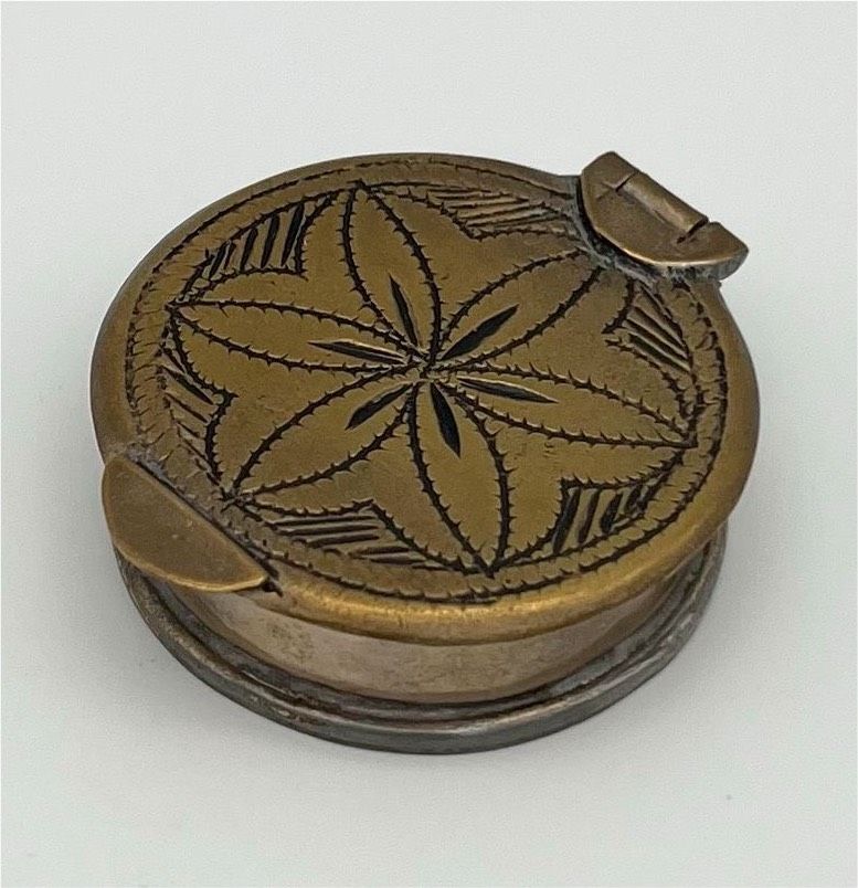 Antike Pillendose Blume Silber Schmuckbox Vintage Schatulle RAR in Schwerin