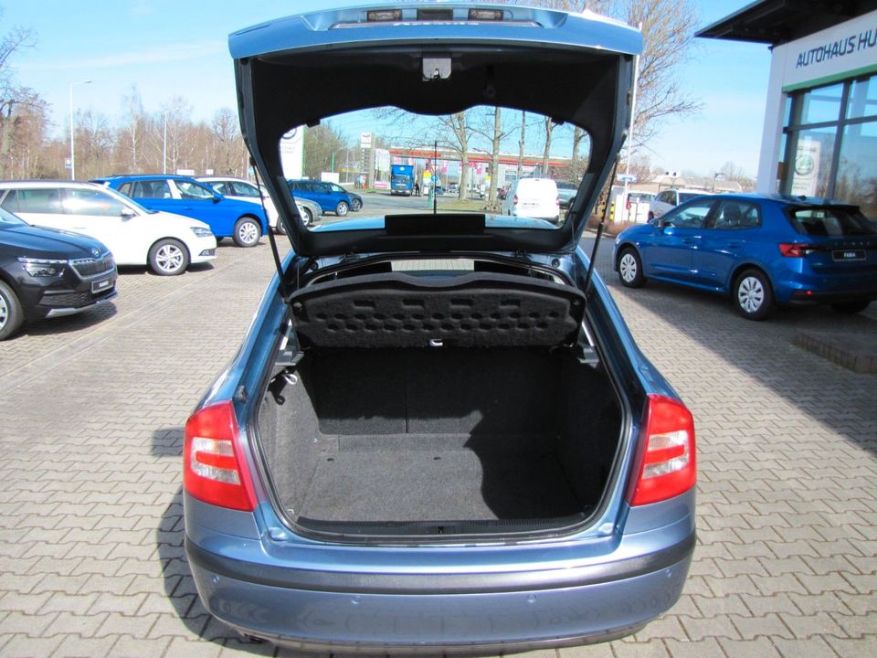 Skoda Octavia Lim. Team Edition in Altenburg