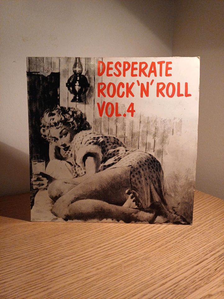 Desperate Rock'N'Roll Vol.4 - Vinyl LP Compilation in Deggendorf
