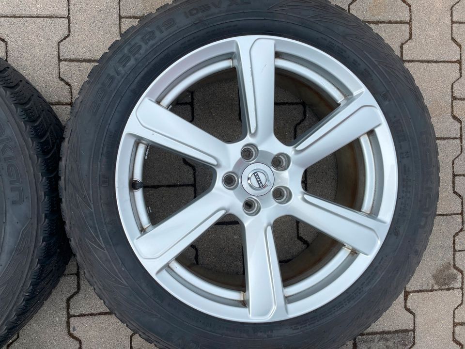 Original Volvo XC90 II Felgen Winter Kompletträder 235/55 R19 SUV in Rodgau