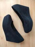 Keilabsatz Wedges H&M Schuhe neu schwarz Plateau Plateauschuhe Nordrhein-Westfalen - Hilden Vorschau