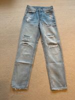 Jeans Boyfriend 5-Pocket Jeans hellblau Denim H&M Gr. 32 Brandenburg - Vetschau Vorschau