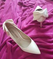 High Heels von Buffalo Highheels Schleife Hochzeit vintage Brandenburg - Spremberg Vorschau