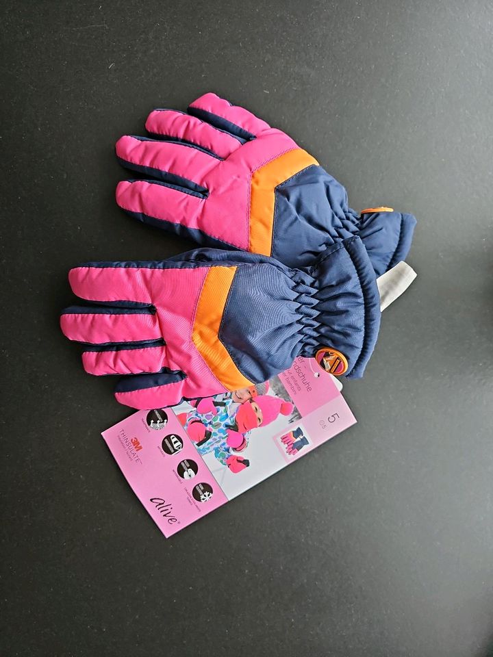 Handschuhe Gr. 5 Alive -NEU- in Wolfschlugen