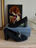 Elegante TOD’S Pumps aus schwarzem Veloursleder – Gr. 39 Dortmund - Innenstadt-West Vorschau