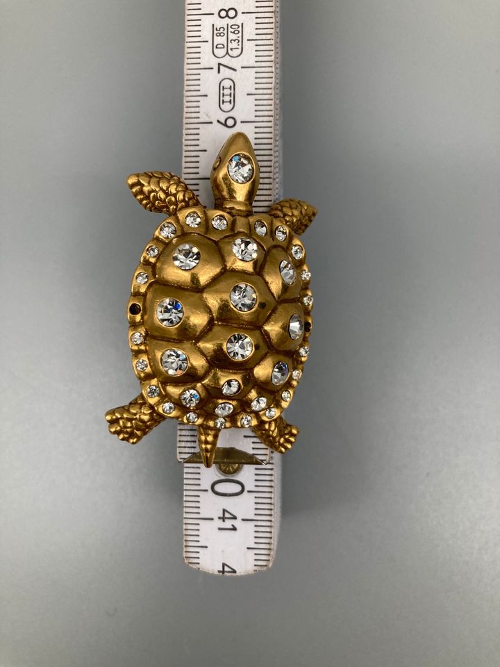 SCHILDKRÖTE BROSCHE TURTLE PIN BROOCH GOLD STRASS Met NYC in Berlin