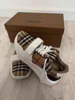 Original Burberry Sneaker - Größe 37 Hamburg - Wandsbek Vorschau