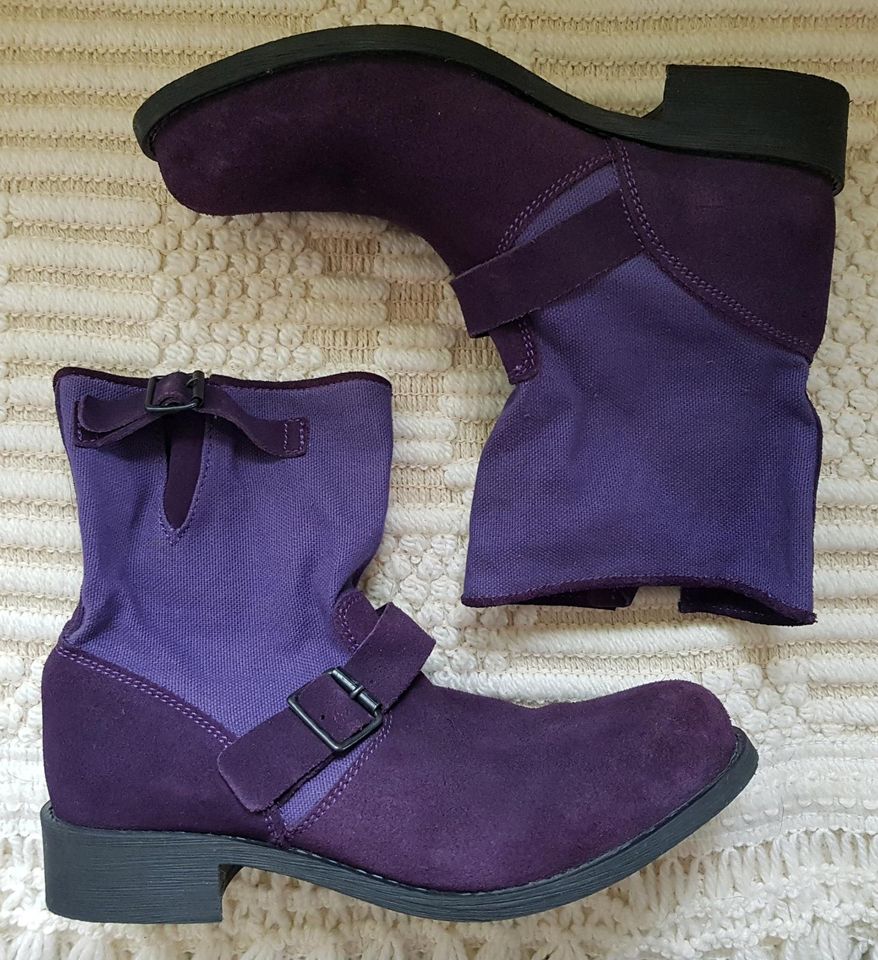 Stiefel Boots Gr. 40 lila/Aubergine Vintage 90er 2000er y2k in Niederroßbach