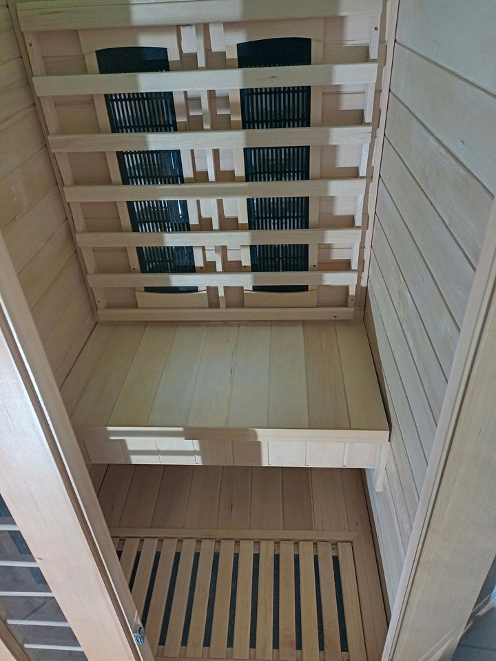 Infrarotsauna Redsun S Deluxe, wie neu in Longuich