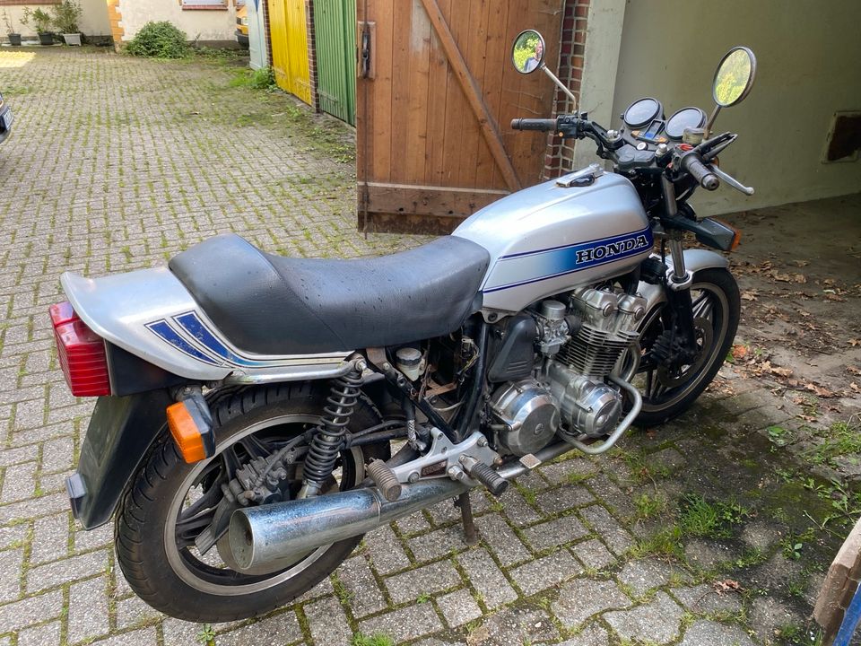 Honda CB 900 F in Bad Zwischenahn