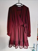 Only Pigalle Kleid Sommerkleid Bordeaux Rot S 36 Nordrhein-Westfalen - Neuss Vorschau