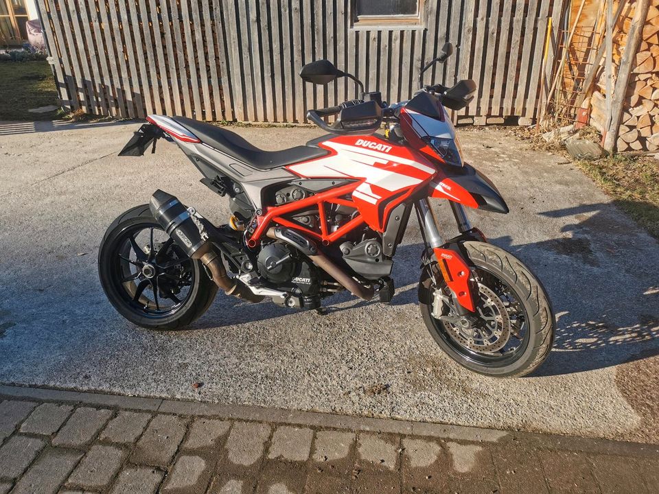 Ducati Hypermotard 939 Sp in Lenggries