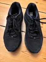 Brooks Sneakers schwarz  38,5 Berlin - Charlottenburg Vorschau