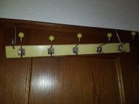 original 40er Garderobe 75cm Hakenleiste salbeigrün mit 5 Haken München - Bogenhausen Vorschau