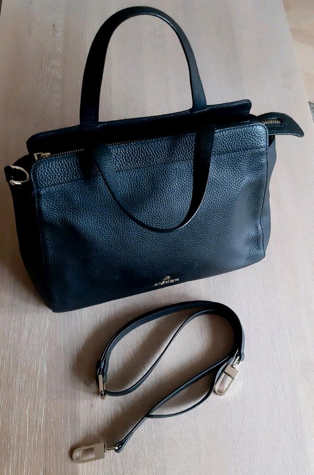 Klassische Aigner Leder Handtasche in Düsseldorf