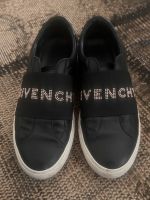 Givenchy „Low Urban Street“ Sneaker schwarz Gr. 39: neuwertig! Baden-Württemberg - Heidelberg Vorschau