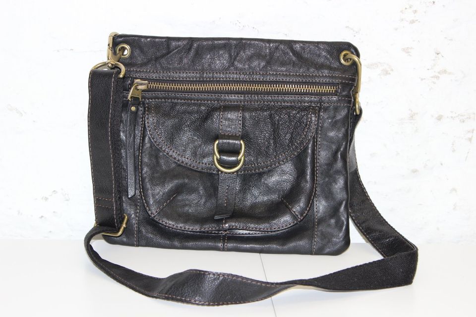 FOSSIL Sasha Crossbody Tasche Leder Schwarz Handtasche City-Bag in Duisburg