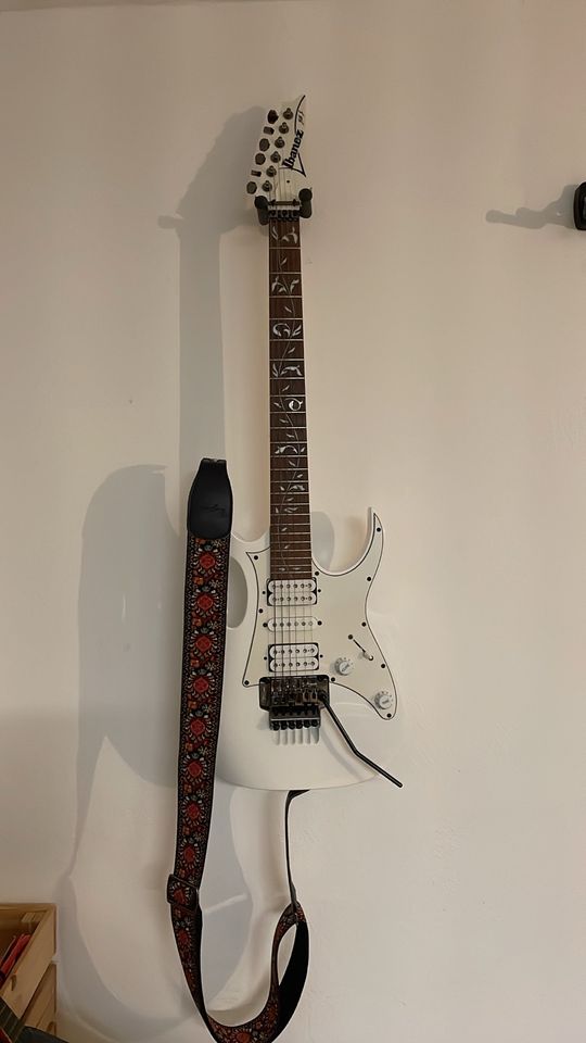 Ibanez JEMJR-WH E-Gitarre Steve Vai Signature in Niefern-Öschelbronn