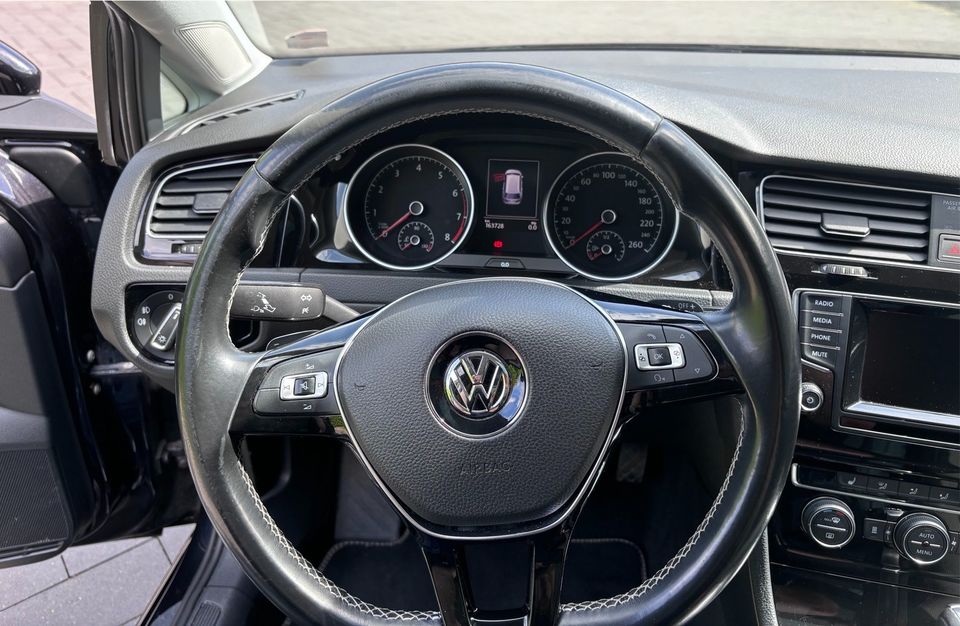 Volkswagen Golf Variant Cup 1.4 Benzin Panorama Automatik AHK in Norden