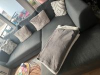 Couch / Sofa in L Form zu verschenken Kr. München - Unterföhring Vorschau
