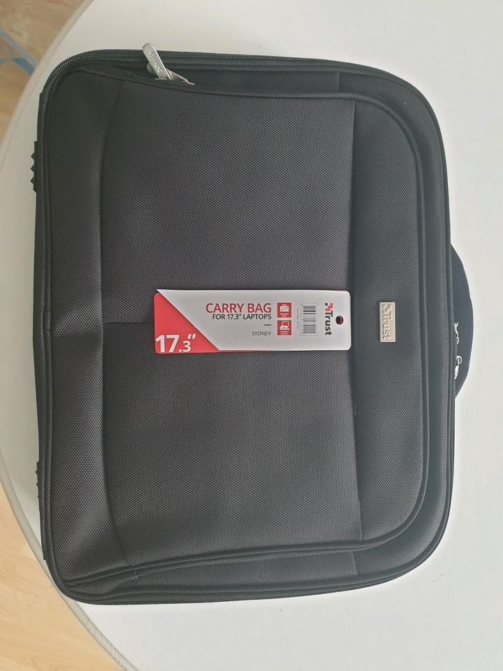 Notebook-Tasche 17,3""  Fa.Trust, Modell Sydney -Neu in Hamburg