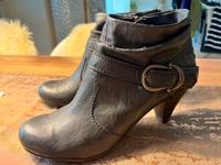 Coole Ankle Boots Stiefelette- Gr. 38 - Esprit - Nieten Hessen - Münzenberg Vorschau