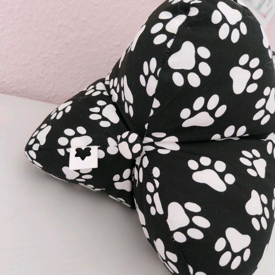 ♡NEU ♡ Leseknochen XL Nackenkissen Relaxkissen = Katzen &Tatzen in Marl