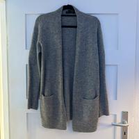Amisu Strickjacke grau Gr. XS Berlin - Zehlendorf Vorschau