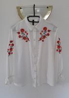 Bluse weiß Blumen bestickt Perlenknöpfe Viskose H&M S/36 neu Niedersachsen - Osnabrück Vorschau