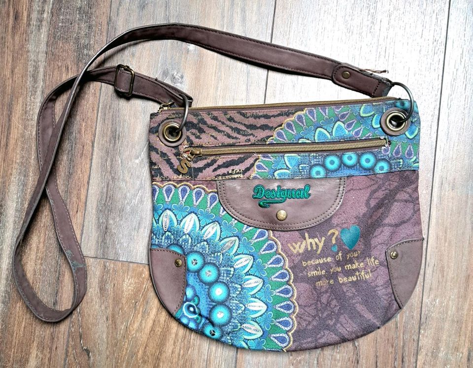 Handtasche desigual in Ostrhauderfehn