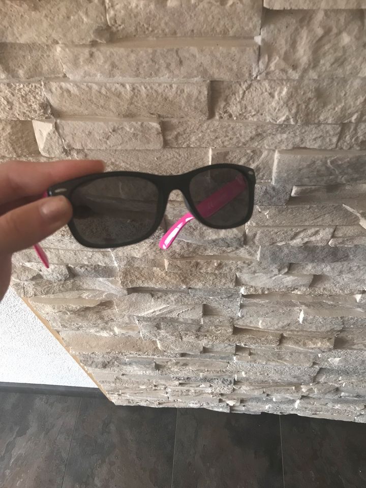 Sonnenbrille auriol Cat 3 schwarz pink in Volkmarsen