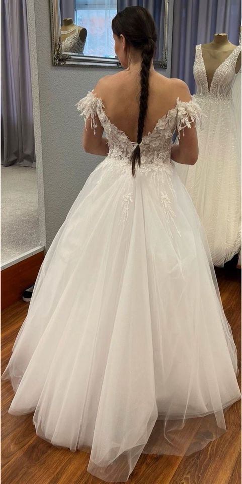 Brautkleid Weiß Hochzeitskleid Kleid Standesamt Prinzessinnen in Berlin