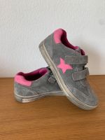 NEU Pio Halbschuhe Klett Schuhe Gr. 35 grau pink Stern Hessen - Hauneck Vorschau