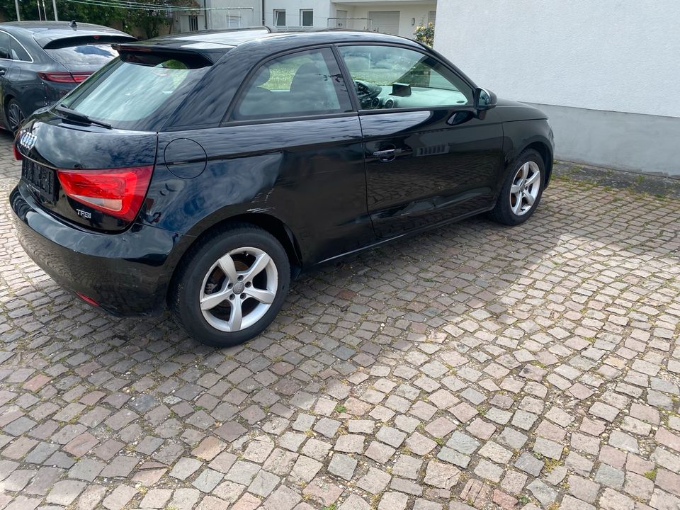 Audi A1  Modell 2014 Benzin in Speyer