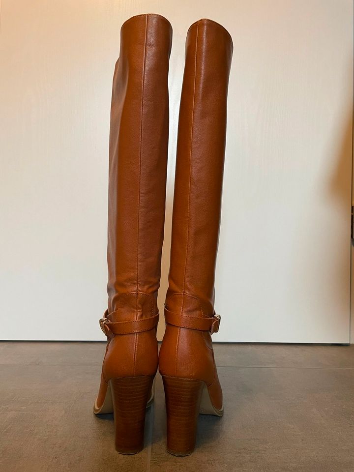 H&M Hochschaftstiefel in Mayen