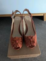 Unisa Damen Pumps. Korallenrot. Wildleder. gr. 37. Baden-Württemberg - Böblingen Vorschau