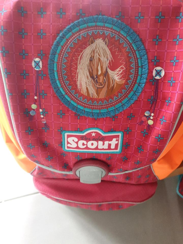 Schulrucksack " Scout " in Buchholz (Westerwald)