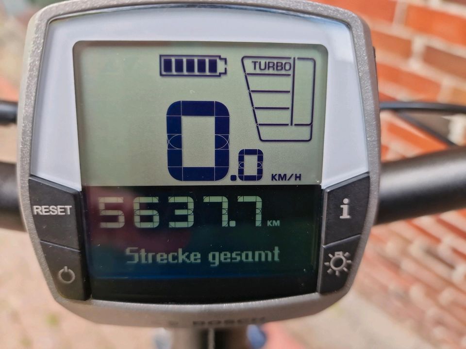 E-Bike Trekkingrad in Aurich