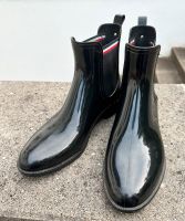 Tommy Hilfiger Chelsea Boots Stiefel Schwarz Gr. 41 Saarland - Blieskastel Vorschau