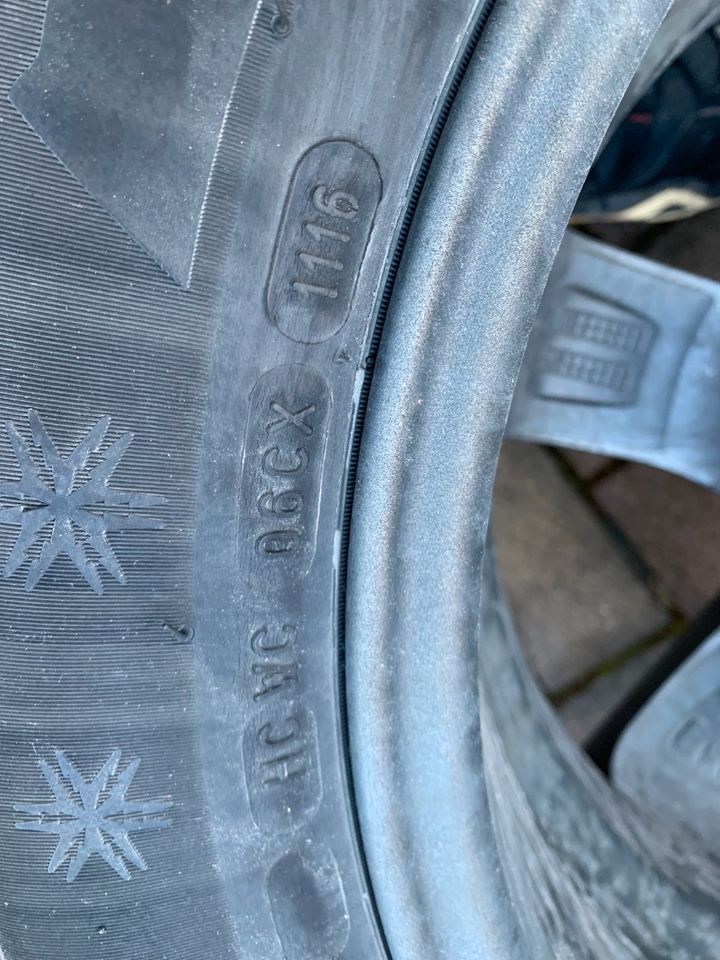 Winterreifen Michelin Alpin 205/55 R16 in Hasloch