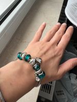 Armband, Armreif, grün, Silber, Diamant, weiss, steine, elegant Hessen - Hanau Vorschau