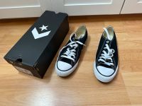 Converse All Star Chucks 42 schwarz low wie neu Sneaker Hessen - Eschborn Vorschau