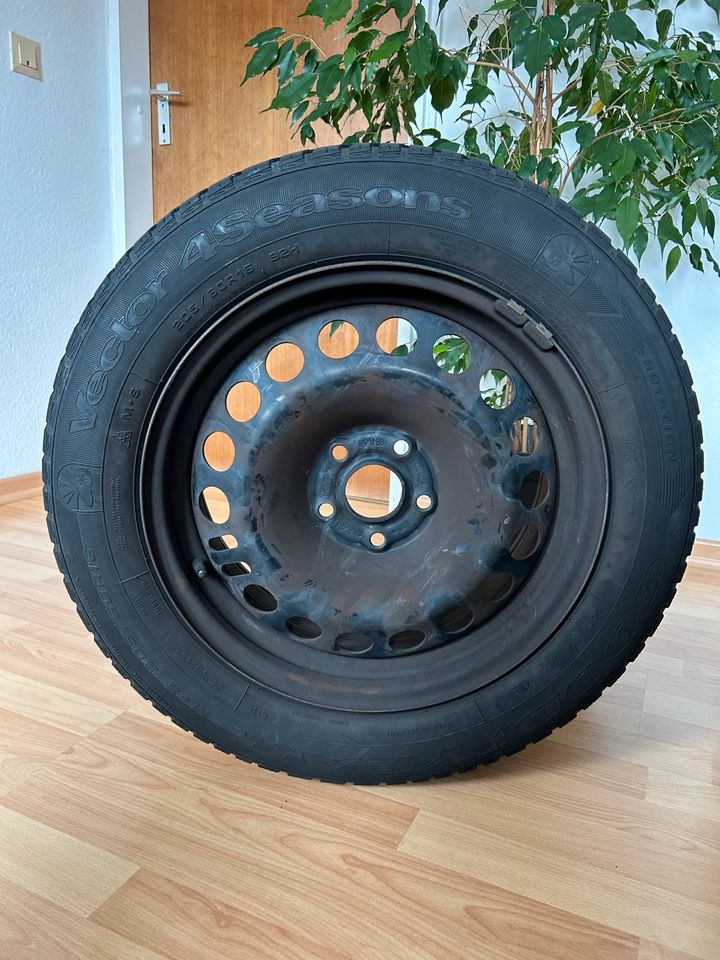 205/60 R16 4x Good Year Vector 4 Season Allwetterreifen in Stuttgart