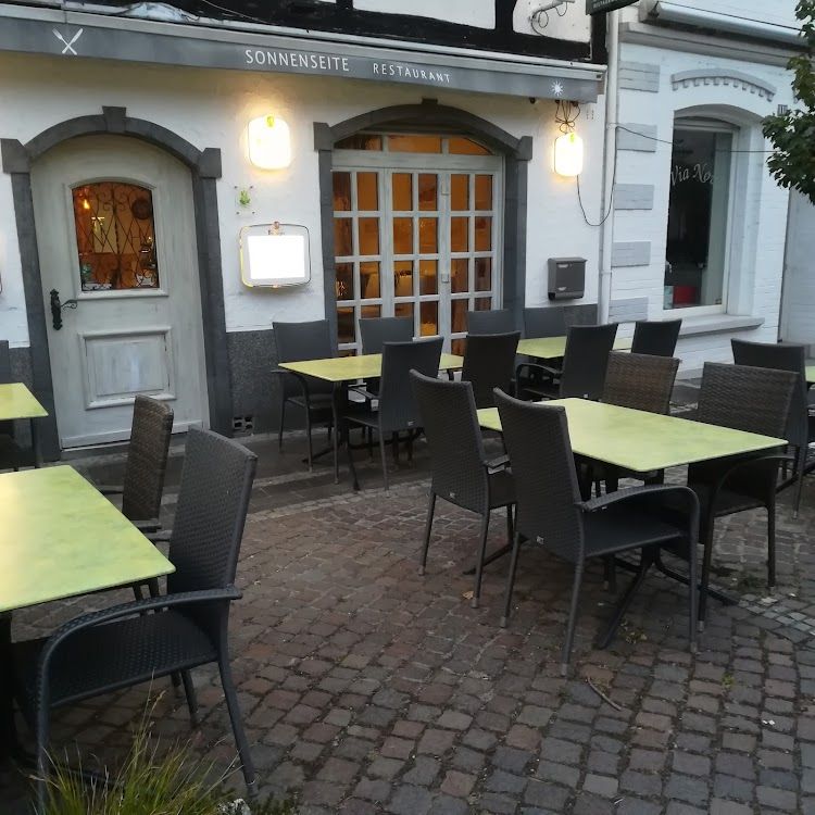 Gepflegtes Restaurant im Herzen von Bad Hönningen mit 7 Zimmern und Außenterrasse in Bad Hönningen